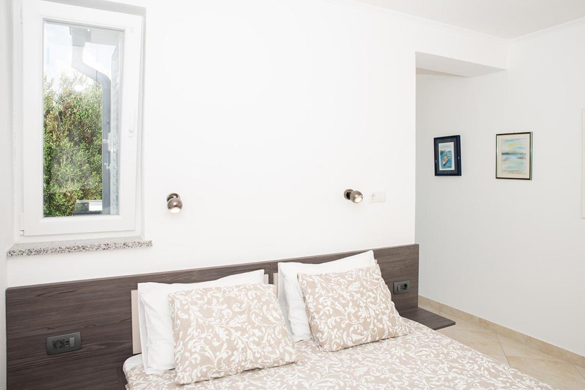 Apartmani Vrtodusic Banjol المظهر الخارجي الصورة