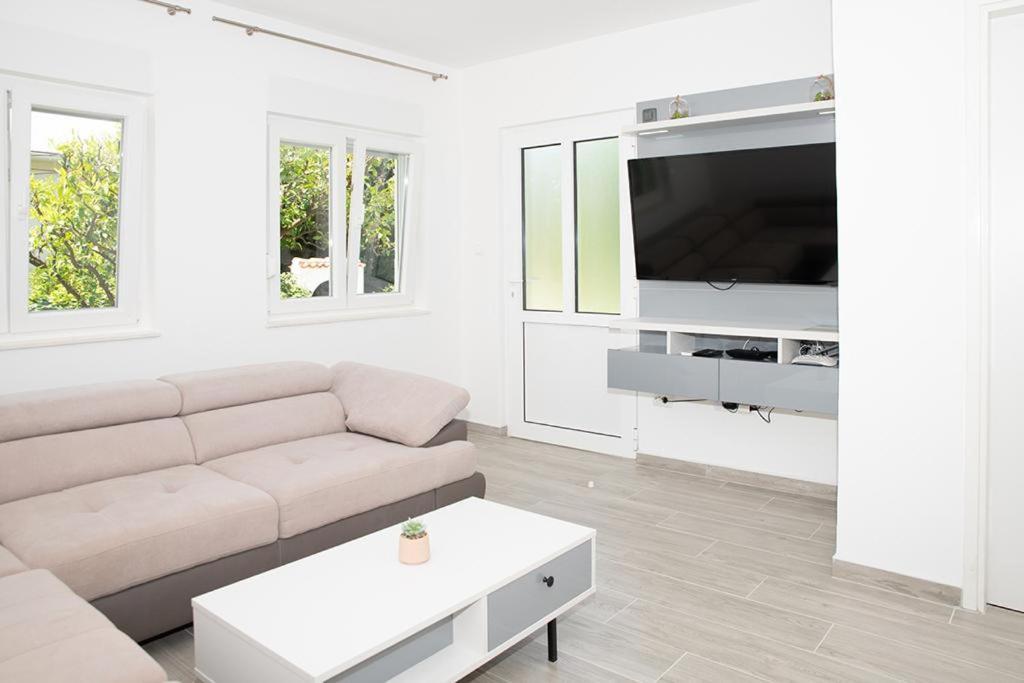 Apartmani Vrtodusic Banjol المظهر الخارجي الصورة